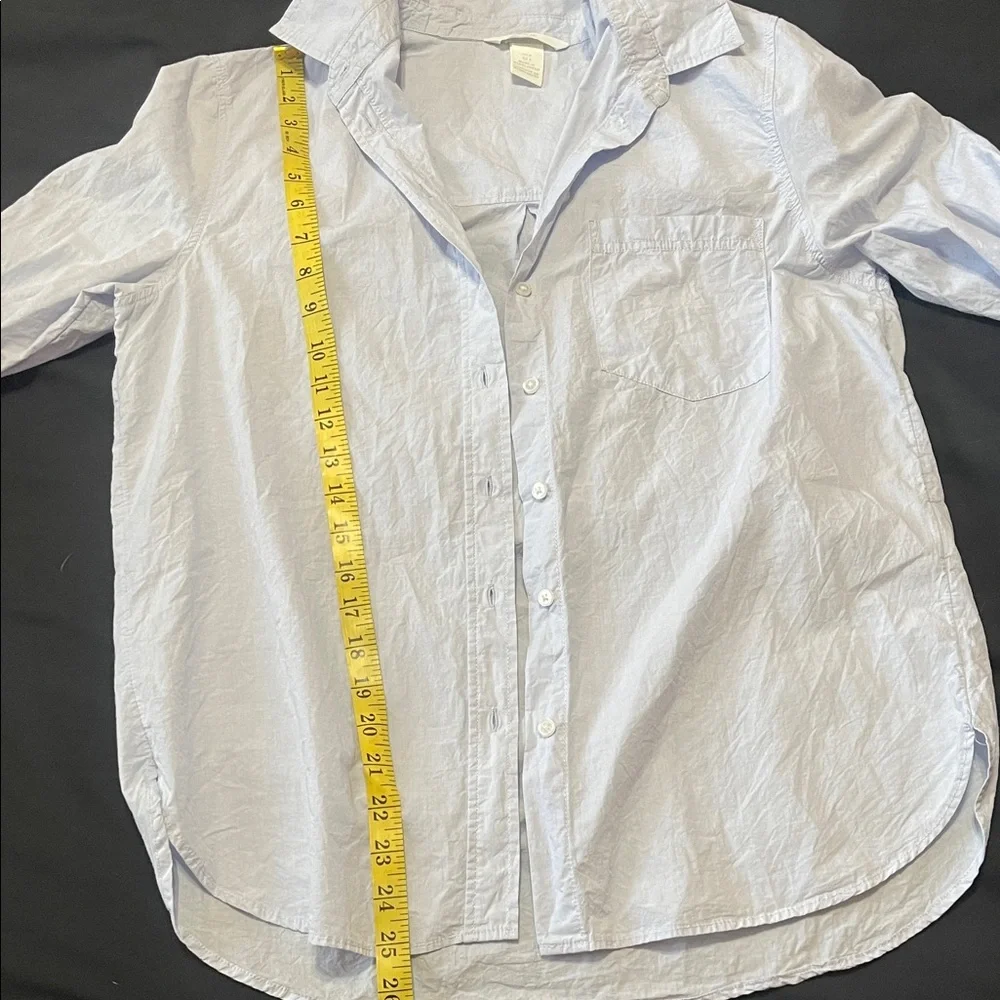 H&M Sky Blue Button-Up Shirt Women’s Size S Loose Fit Beach Coastal Summer Top - Picture 7 of 8